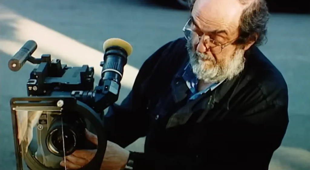 Stanley Kubrick preparando la cámara 1998
