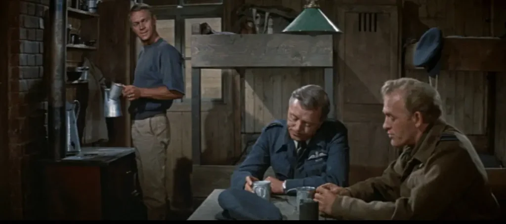 Escena El gran escape 1963 con Steve Mcqueen