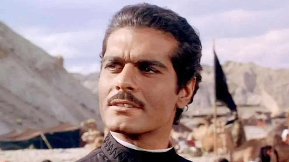Omar Sharif en Lawrence de Arabia como el Sherif Ali